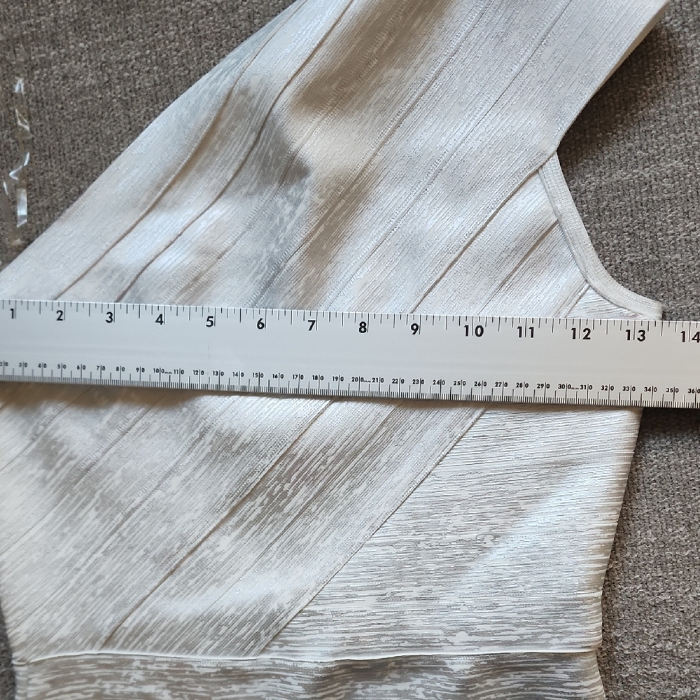 NWT Bella Barnett Silver One Shoulder Bodycon Mini Dress XS - Picture 9 of 14